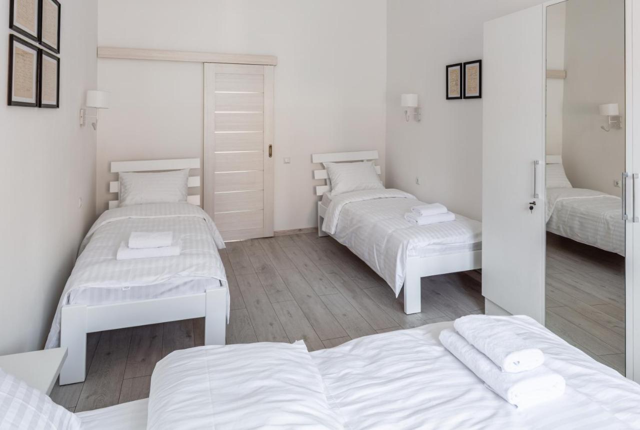 Bookinist Apartment Lviv Eksteriør billede