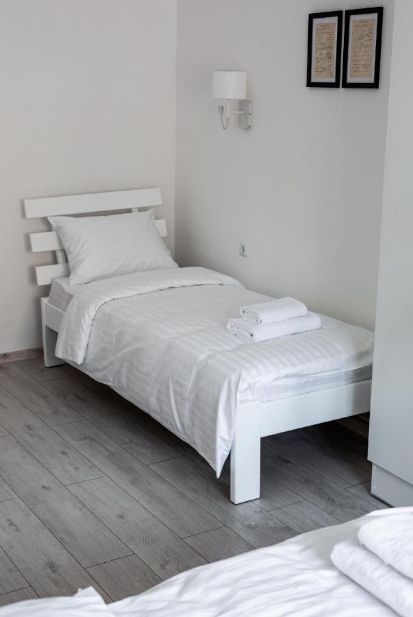 Bookinist Apartment Lviv Eksteriør billede